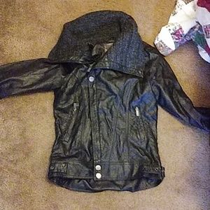 Buckle jacket